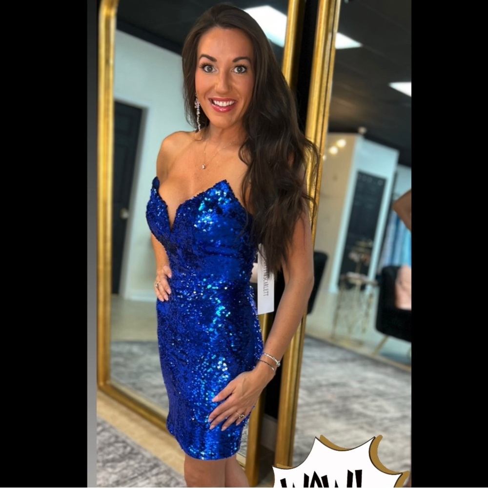 NEW ROYAL SEQUIN COCKTAIL HOMECOMING DRESS SIZE 4